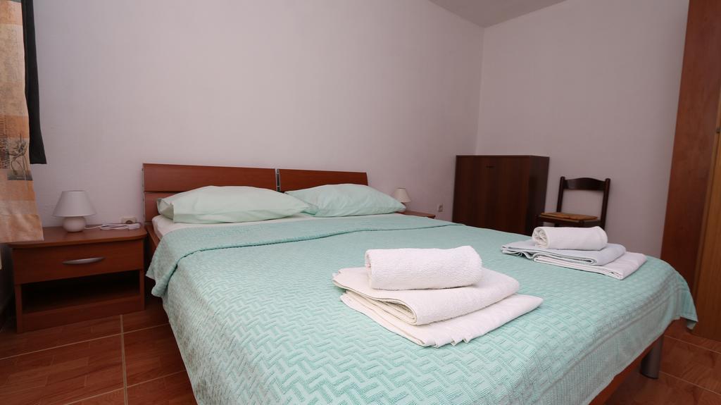 Apartments Antoneta Makarska Zewnętrze zdjęcie