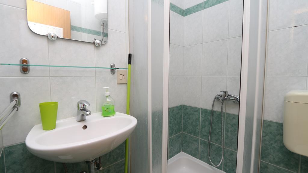 Apartments Antoneta Makarska Zewnętrze zdjęcie