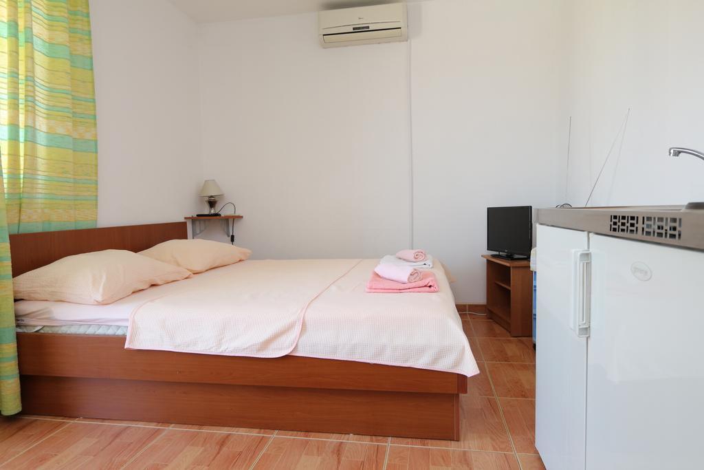 Apartments Antoneta Makarska Zewnętrze zdjęcie