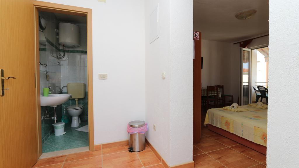 Apartments Antoneta Makarska Zewnętrze zdjęcie