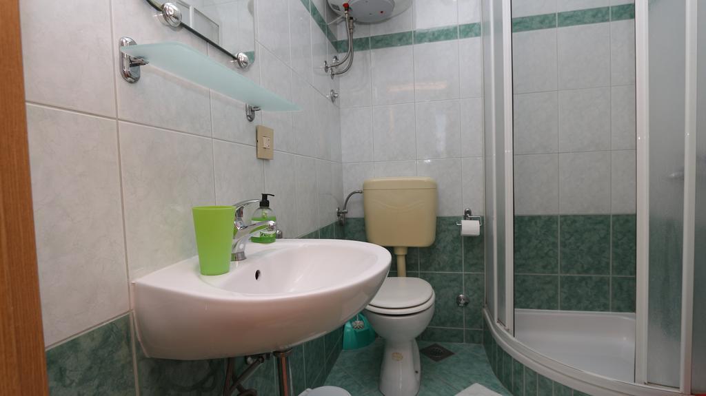 Apartments Antoneta Makarska Zewnętrze zdjęcie